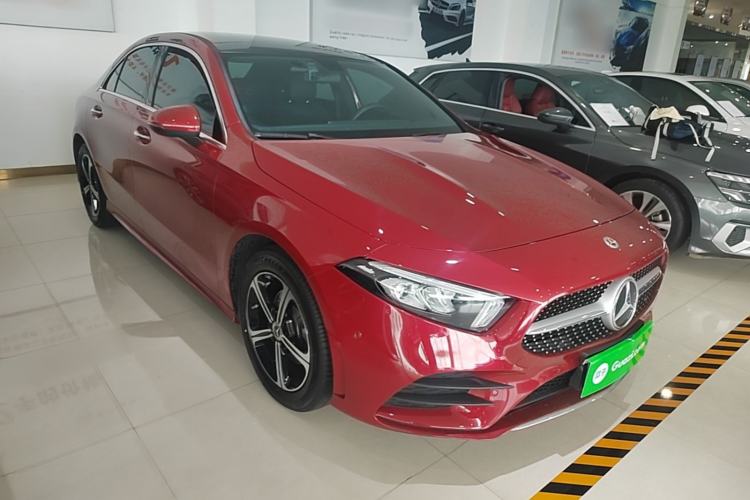 Used Mercedes-Benz A-Class 2022 Second Facelift A 200 L Sport Sedan Fashion Version Front Right 45 Deg