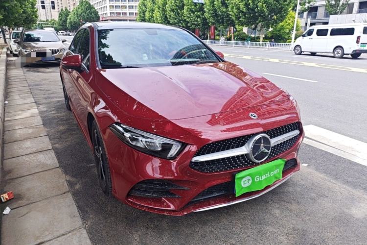 Used Mercedes-Benz A-Class 2022 Revised Version A 200 L Sport Sedan Fashionable Style Front Right 45 Deg