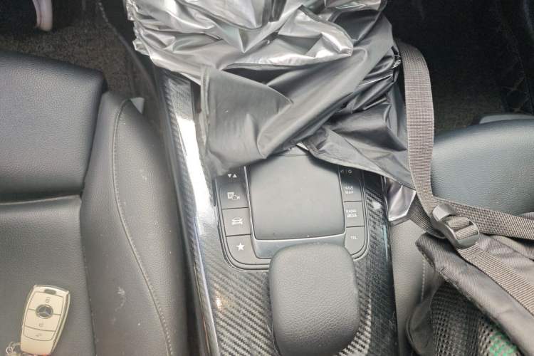 Used Mercedes-Benz A-Class 2022 Restyled A 200 L Sport Sedan Fashion Version Gear Lever