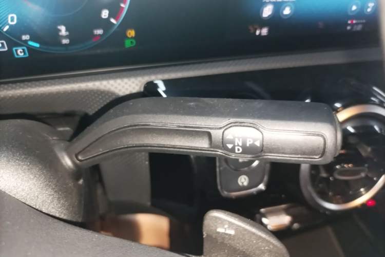 Used Mercedes-Benz A-Class 2022 A 180 L Sport Sedan Gear Lever