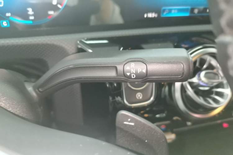 Used Mercedes-Benz A-Class 2022 A 200 Dynamic Edition Gear Lever