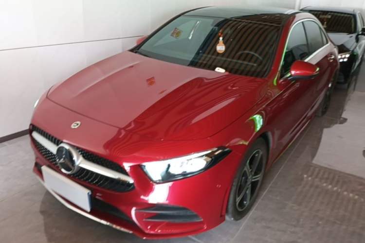 Used Mercedes-Benz A-Class 2022 Revised Version A 200 L Sport Sedan Fashionable Style Guazi used car, China used car export, Used car for sale, Used  cars, Cheapest cars for sale