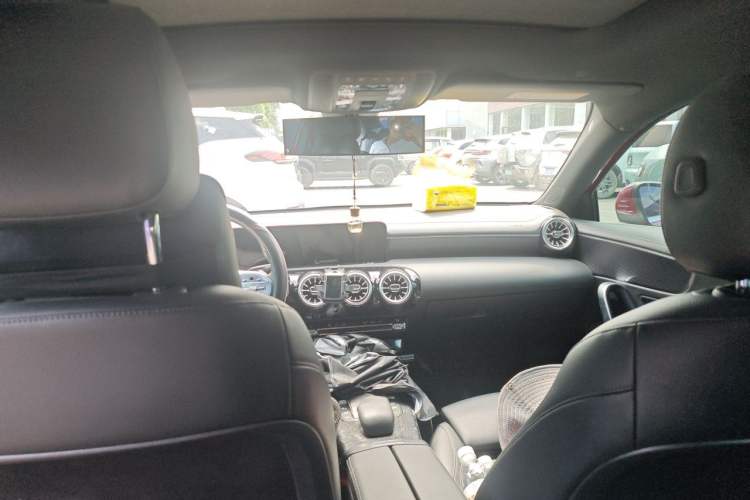 Used Mercedes-Benz A-Class 2022 Restyled A 200 L Sport Sedan Fashion Version Headliner