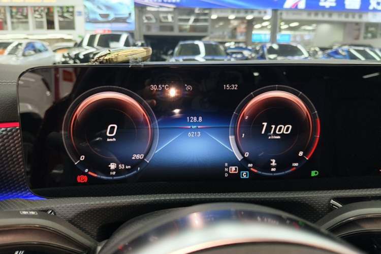 Used Mercedes-Benz A-Class 2022 Restyled A 200 L Sport Sedan Fashion Version Instrument Cluster