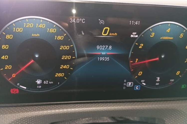 Used Mercedes-Benz A-Class 2022 Revised Version A 200 L Sport Sedan Fashionable Style Instrument Cluster