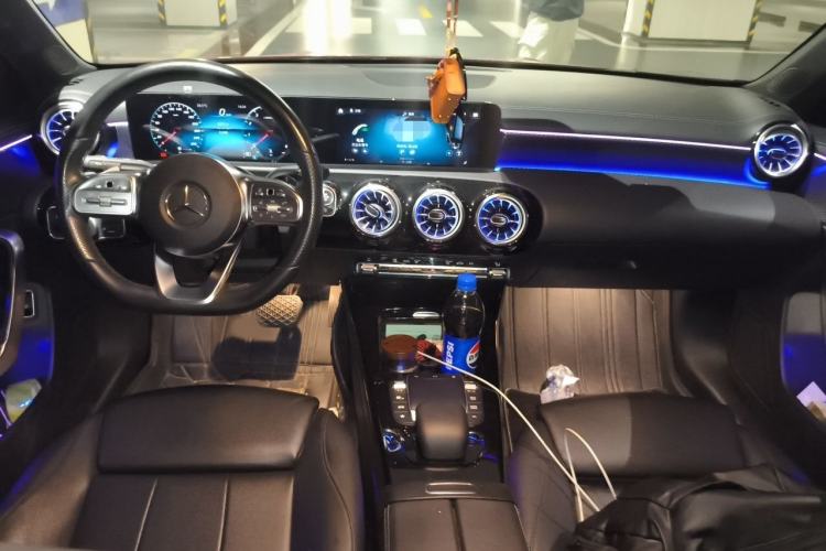 Used Mercedes-Benz A-Class 2022 Restyled A 200 L Sport Sedan Fashion Version Interior 2