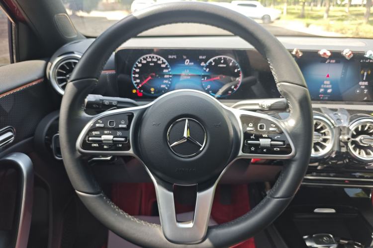 Used Mercedes-Benz A-Class 2022 Second Facelift A 200 Fashion Version Interior 4
