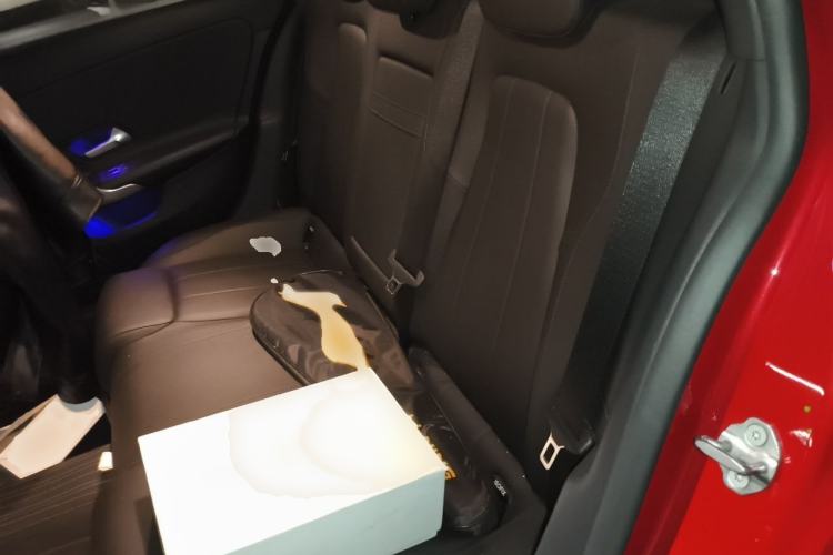 Used Mercedes-Benz A-Class 2022 Restyled A 200 L Sport Sedan Fashion Version Interior 4