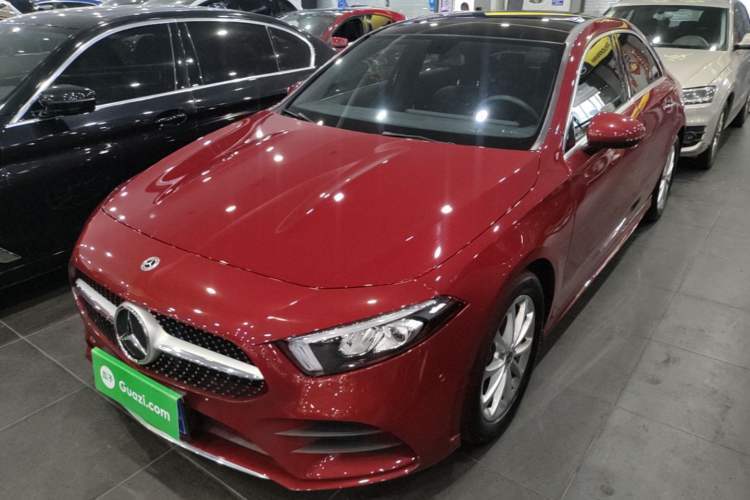 Used Mercedes-Benz A-Class 2022 Restyled A 200 L Sport Sedan Dynamic Version Guazi used car, China used car export, Used car for sale, Used Mercedes-Benz cars, Cheapest cars for sale