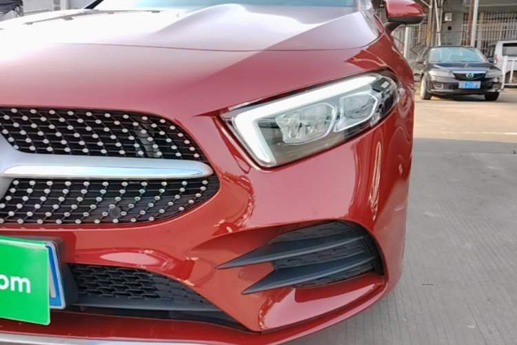 Used Mercedes-Benz A-Class 2022 Second Facelift A 200 L Sport Sedan Fashion Version Left Front Headlight