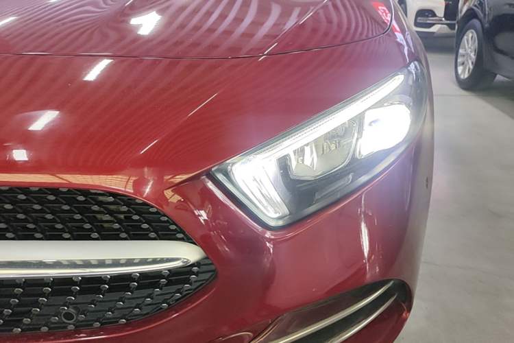 Used Mercedes-Benz A-Class 2022 Restyled A 200 L Sport Sedan Fashion Version Left Front Headlight
