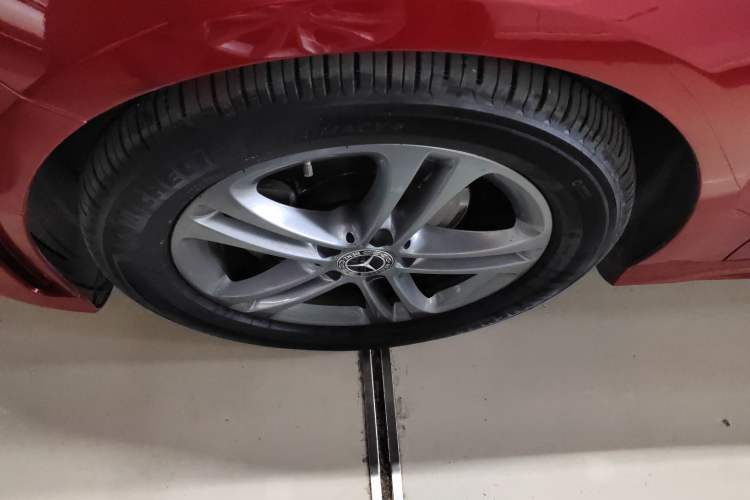 Used Mercedes-Benz A-Class 2022 A 180 L Sport Sedan Left Front Wheel Hub