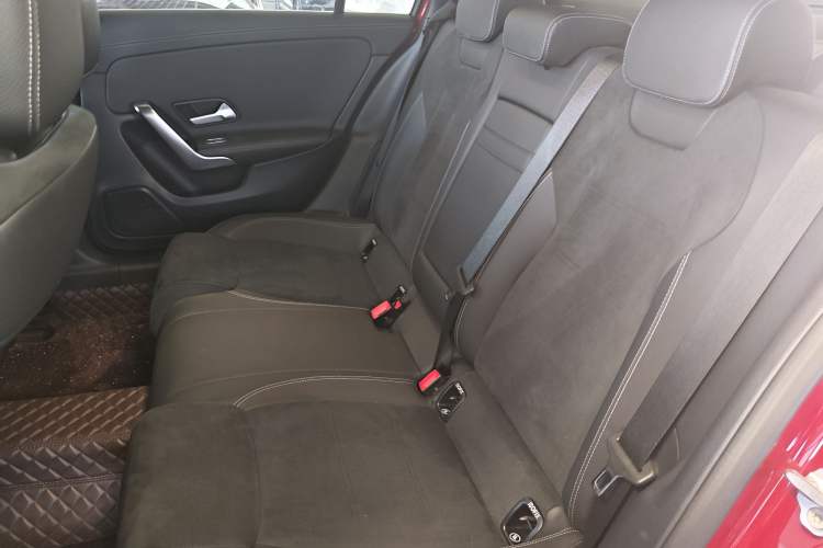 Used Mercedes-Benz A-Class 2022 Second Facelift A 200 L Sport Sedan Fashion Version Left Rear Seat