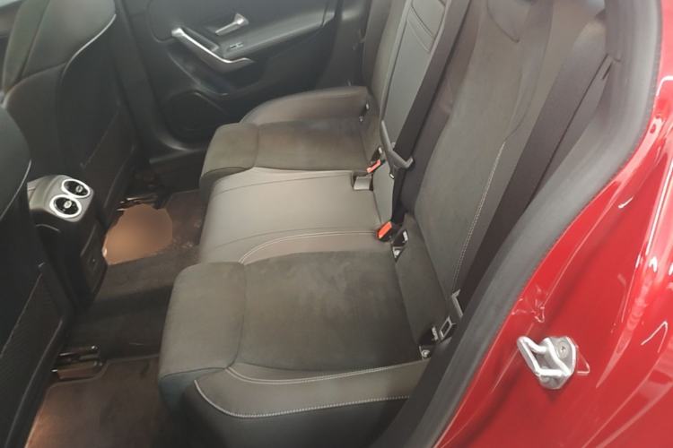 Used Mercedes-Benz A-Class 2022 Revised Version A 200 L Sport Sedan Fashionable Style Left Rear Seat
