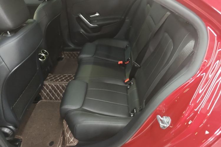 Used Mercedes-Benz A-Class 2022 Restyled A 200 L Sport Sedan Fashion Version Left Rear Seat