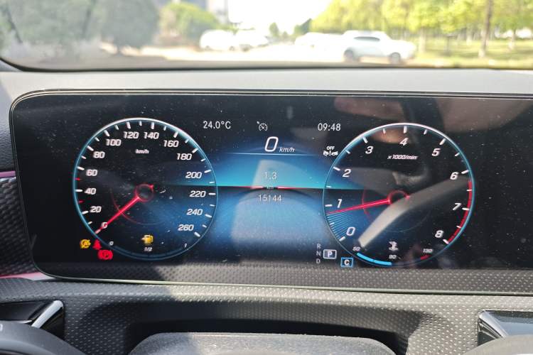 Used Mercedes-Benz A-Class 2022 Second Facelift A 200 Fashion Version Odometer Close Up