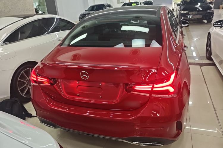 Used Mercedes-Benz A-Class 2022 Revised Version A 200 L Sport Sedan Fashionable Style Rear