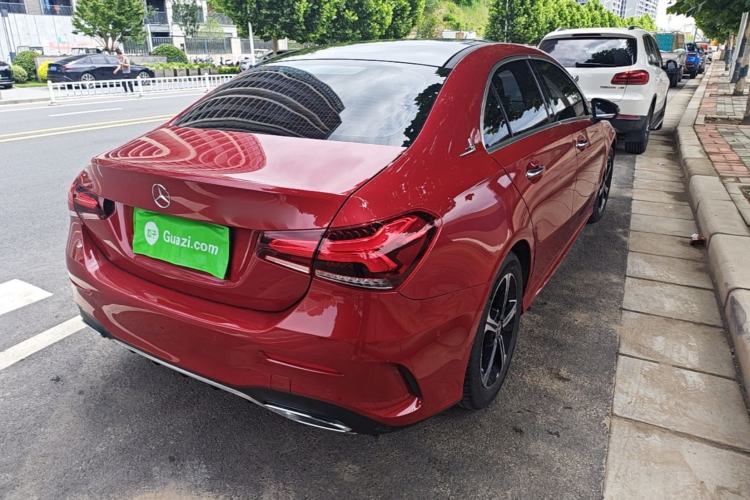 Used Mercedes-Benz A-Class 2022 Revised Version A 200 L Sport Sedan Fashionable Style Rear Right 45 Deg