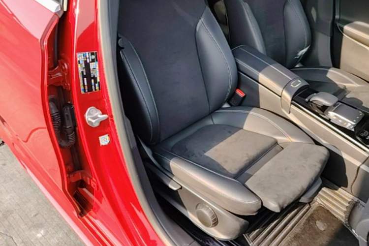 Used Mercedes-Benz A-Class 2022 Second Facelift A 200 L Sport Sedan Fashion Version Right Front Seat