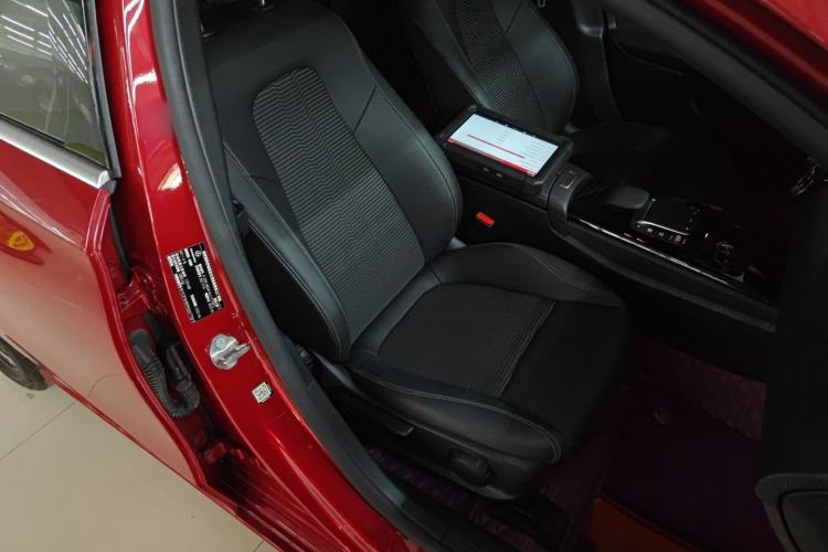 Used Mercedes-Benz A-Class 2022 A 200 Dynamic Edition Right Front Seat