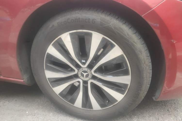 Used Mercedes-Benz A-Class 2022 A 200 Dynamic Edition Right Front Wheel Hub