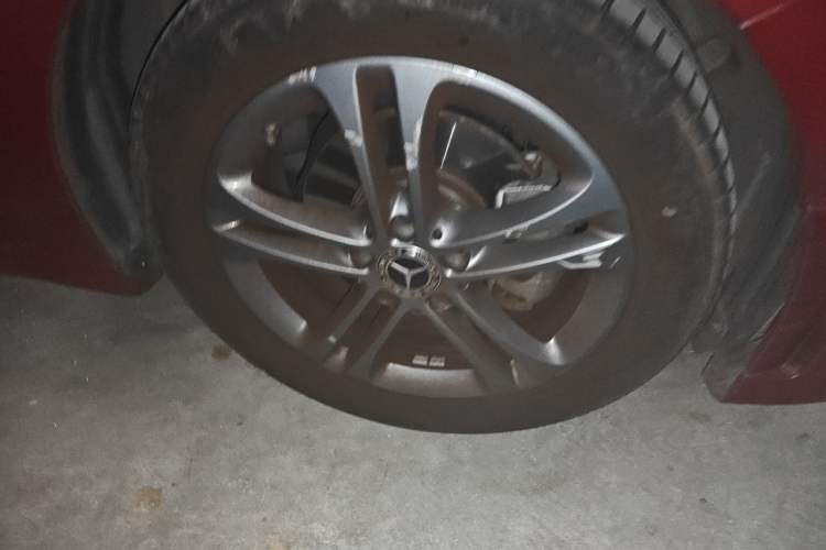 Used Mercedes-Benz A-Class 2022 A 180 L Sport Sedan Right Front Wheel Hub