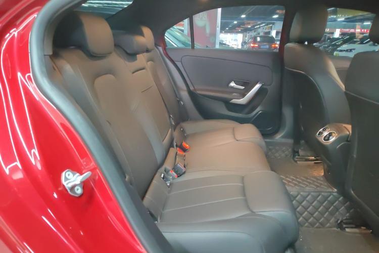 Used Mercedes-Benz A-Class 2022 Restyled A 200 L Sport Sedan Fashion Version Right Rear Seat