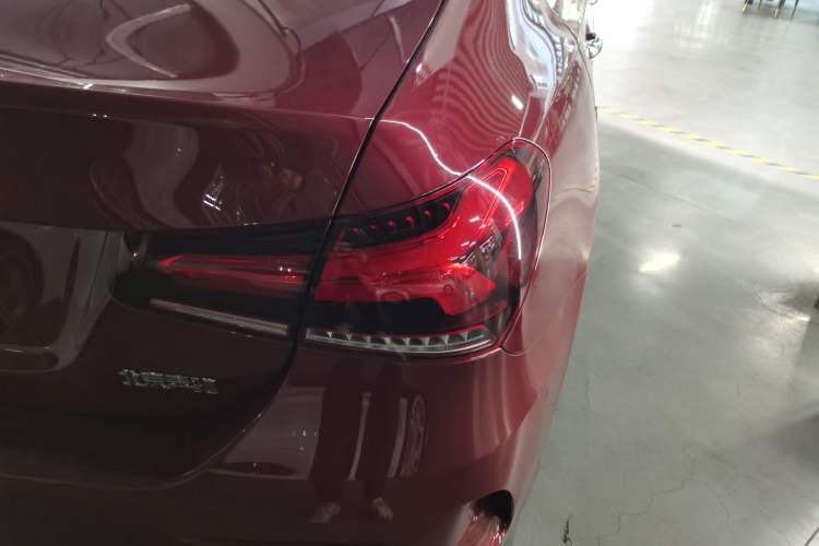 Used Mercedes-Benz A-Class 2022 Revised Version A 200 L Sport Sedan Fashionable Style Right Rear Taillight