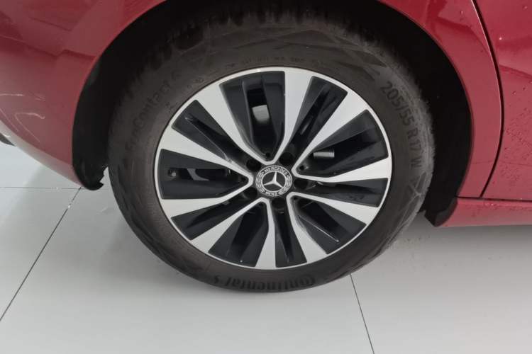 Used Mercedes-Benz A-Class 2022 A 200 Dynamic Edition Right Rear Wheel Hub