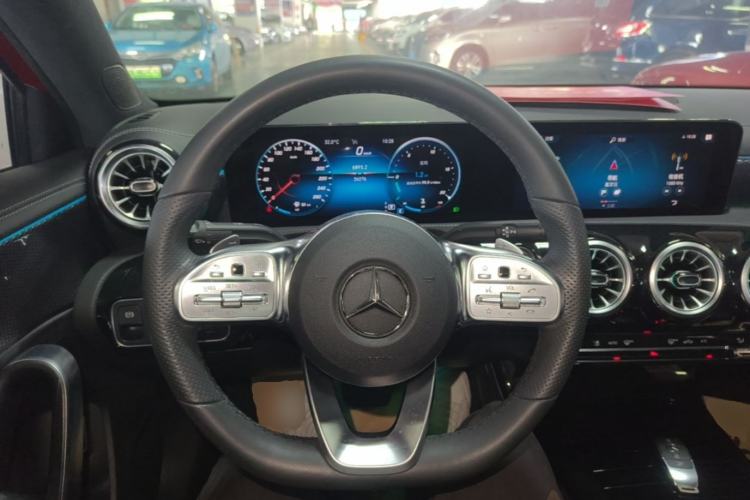 Used Mercedes-Benz A-Class 2022 Restyled A 200 L Sport Sedan Fashion Version Steering Wheel