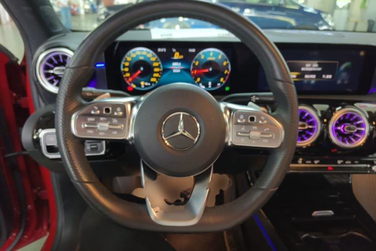 Used Mercedes-Benz A-Class 2022 Restyled A 200 L Sport Sedan Fashion Version Steering Wheel