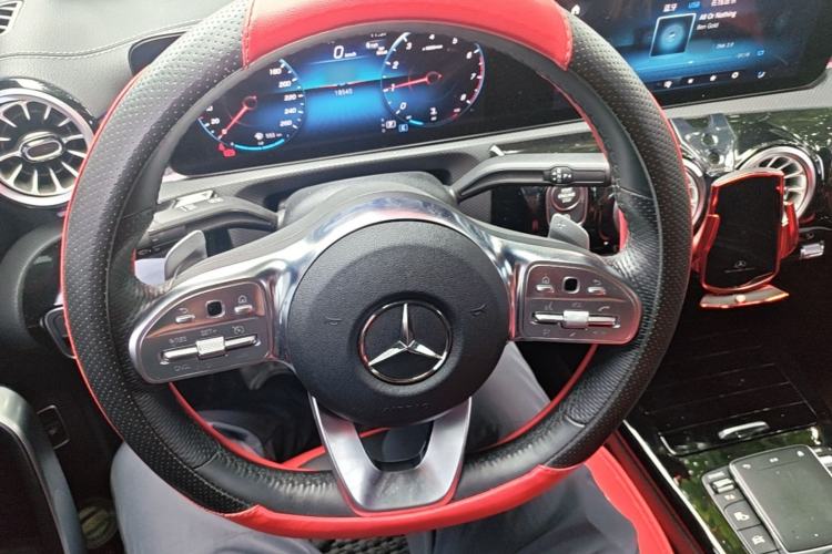 Used Mercedes-Benz A-Class 2022 Revised Version A 200 L Sport Sedan Fashionable Style Steering Wheel