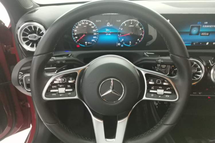 Used Mercedes-Benz A-Class 2022 A 200 Dynamic Edition Steering Wheel