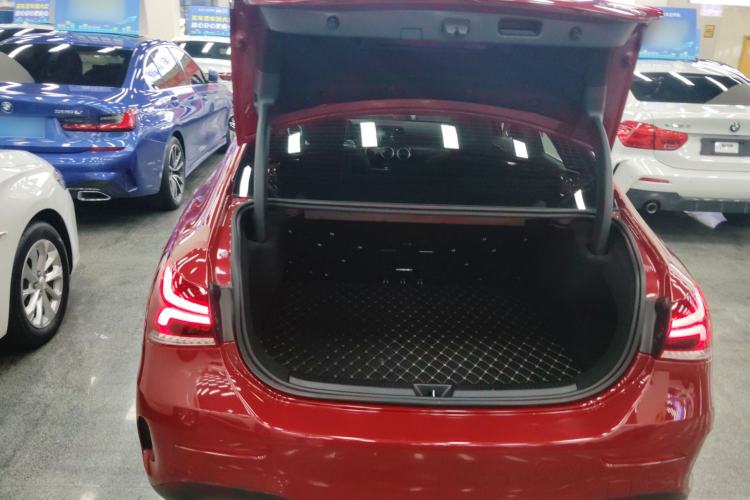 Used Mercedes-Benz A-Class 2022 Restyled A 200 L Sport Sedan Fashion Version Trunk