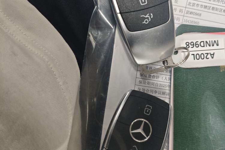 Used Mercedes-Benz A-Class 2022 Revised Version A 200 L Sport Sedan Fashionable Style Vehicle Key