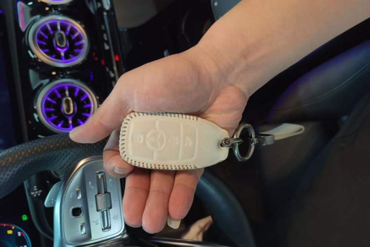 Used Mercedes-Benz A-Class 2022 Restyled A 200 L Sport Sedan Fashion Version Vehicle Key