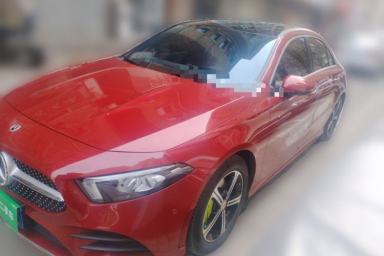 Used Mercedes-Benz A-Class 2022 Second Facelift A 200 L Sport Sedan Fashion Version