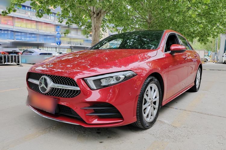 Ojetý Mercedes-Benz A-Class 2022 Restyled A 200 L Sport Sedan Fashion Version Guazi used car, China used car export, Used car for sale, Used cars, Cheapest cars for sale