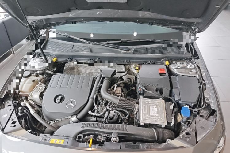 Used Mercedes-Benz A-Class 2022 Revised Version A 200 L Sport Sedan Fashionable Style Engine Bay