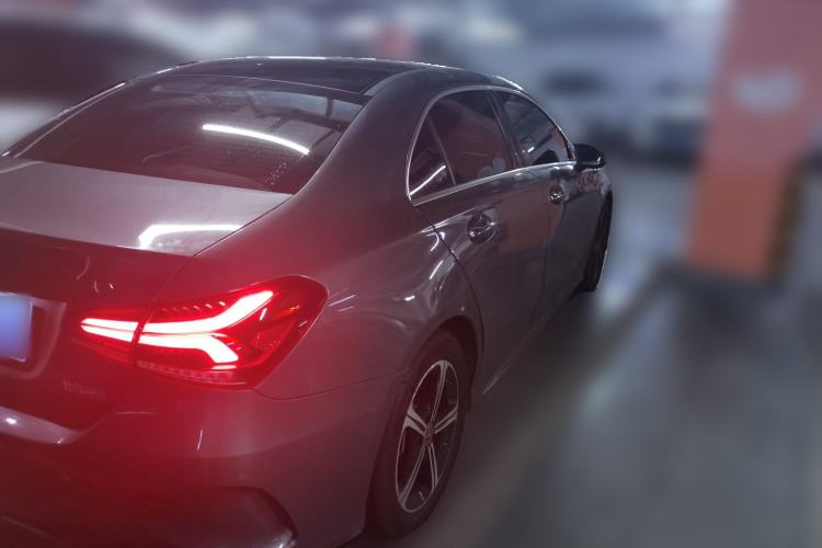 Used Mercedes-Benz A-Class 2022 Revised Version A 200 L Sport Sedan Fashionable Style Rear Right 45 Deg