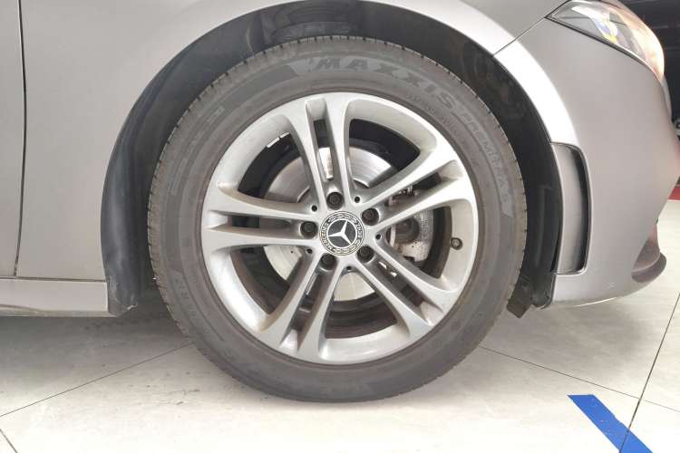 Used Mercedes-Benz A-Class 2022 A 180 L Sport Sedan Right Rear Wheel Hub