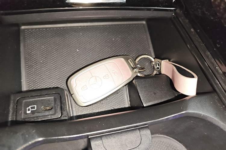 Used Mercedes-Benz A-Class 2022 Restyled A 200 L Sport Sedan Fashion Version Vehicle Key