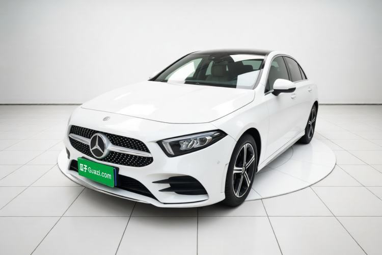Ojetý Mercedes-Benz A-Class 2022 Revised Version A 200 L Sport Sedan Fashionable Style Guazi used car, China used car export, Used car for sale, Used  cars, Cheapest cars for sale