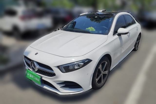 Used Mercedes-Benz A-Class 2022 Revised Version A 200 L Sport Sedan Fashionable Style