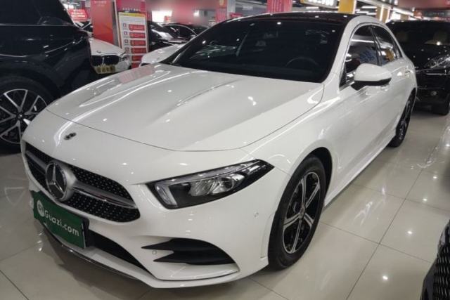 Used Mercedes-Benz A-Class 2022 Revised Version A 200 L Sport Sedan Fashionable Style