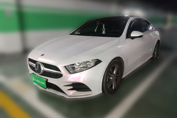 Used Mercedes-Benz A-Class 2022 Restyled A 180 L Sport Sedan Guazi used car, China used car export, Used car for sale, Used  cars, Cheapest cars for sale