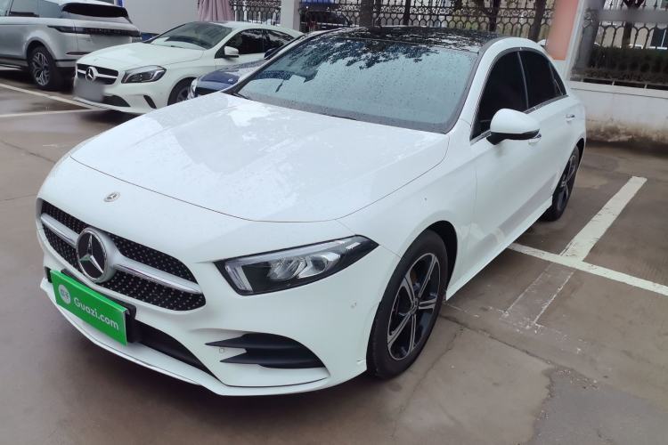 Used Mercedes-Benz A-Class 2022 Revised Version A 200 L Sport Sedan Fashionable Style Guazi used car, China used car export, Used car for sale, Used  cars, Cheapest cars for sale