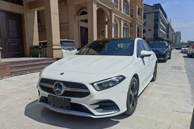 Used Mercedes-Benz A-Class 2022 Second Facelift A 200 L Sport Sedan Fashion Version