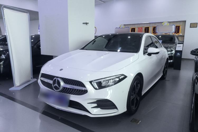 Ojetý Mercedes-Benz A-Class 2022 Revised Version A 200 L Sport Sedan Fashionable Style Guazi used car, China used car export, Used car for sale, Used  cars, Cheapest cars for sale