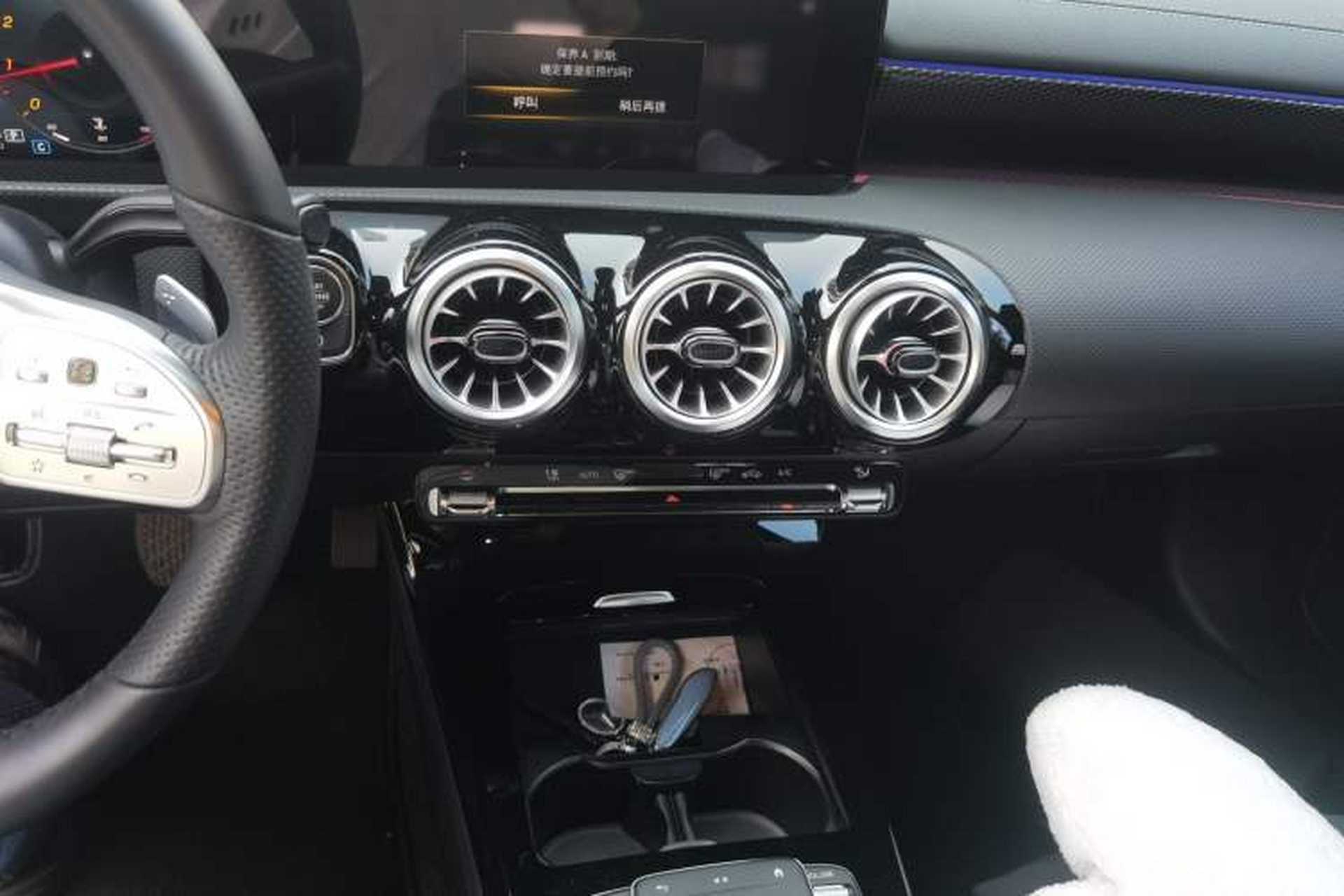 Used Mercedes-Benz A-Class 2022 Second Facelift A 200 L Sport Sedan Fashion Version Audio And AC Panel